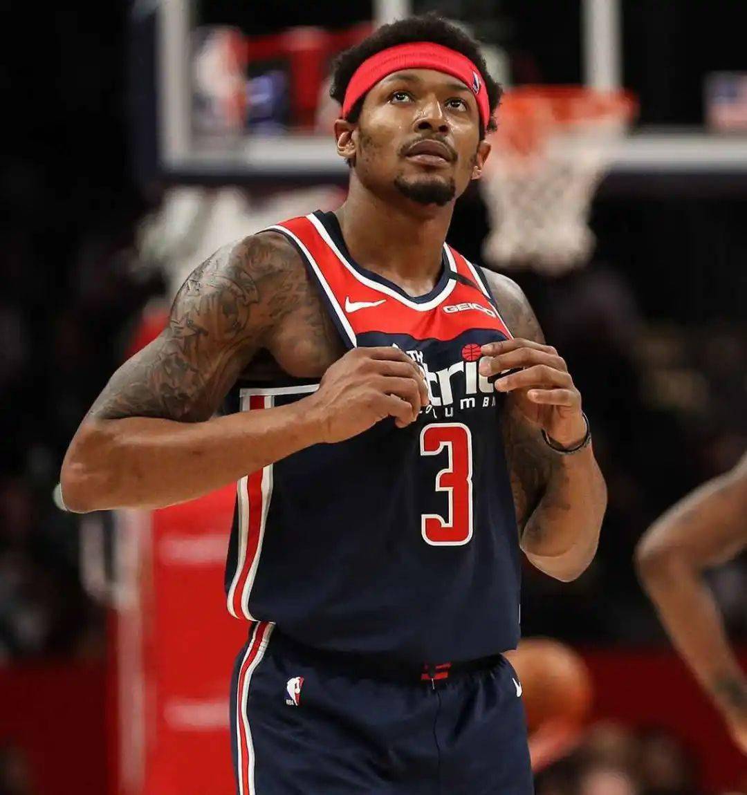 标是电梯门 标是电梯门